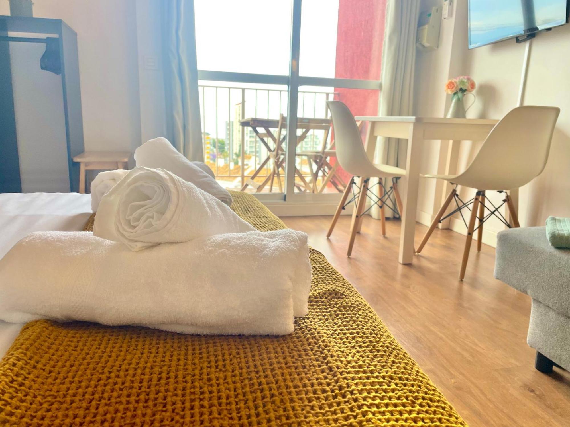 Luxury Suites Minerva Beach Benalmádena Exterior foto